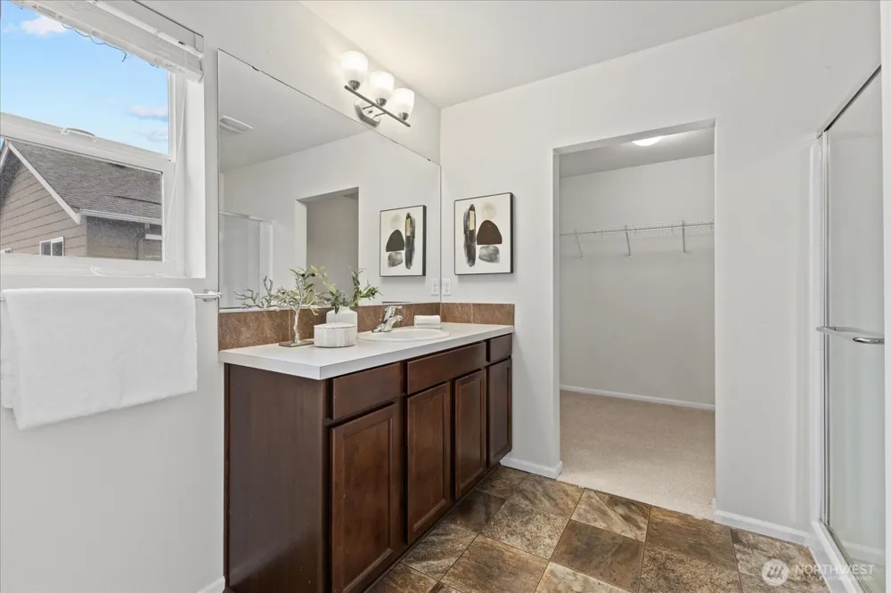 7423 19th Place SE Lake Stevens, WA 98258