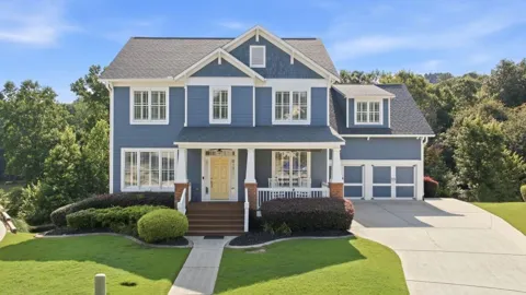 7327 Rocking Chair Lane