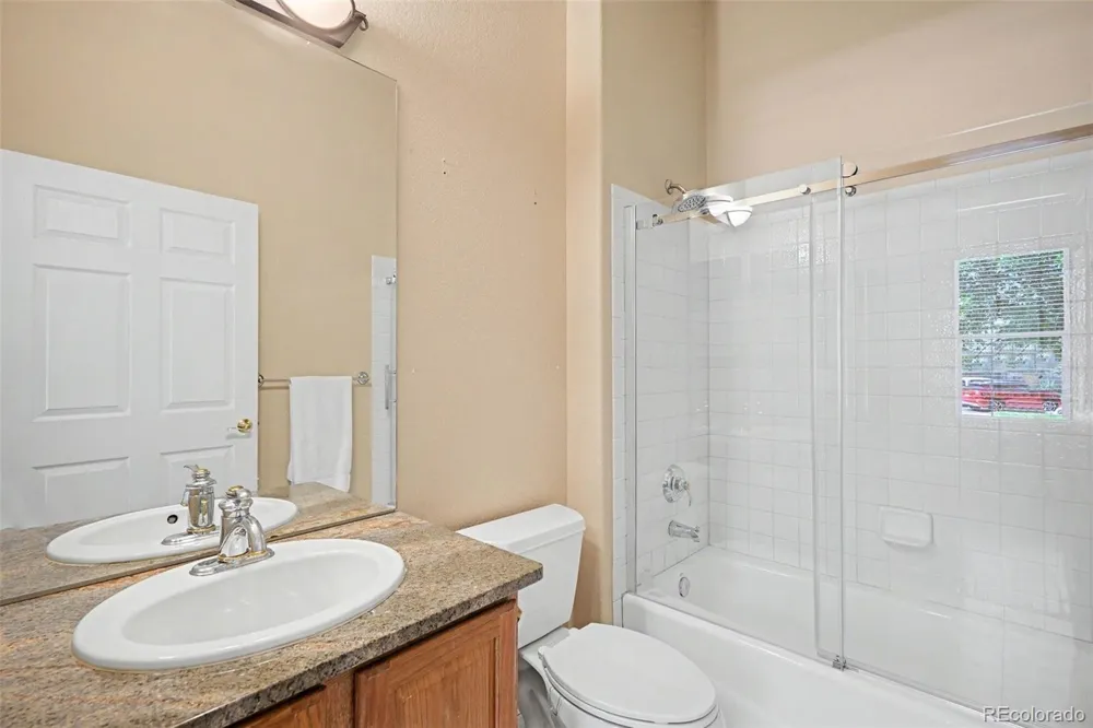7014 S Malaya Way Aurora, CO 80016