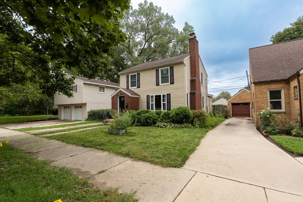 1108 Lake Michigan Drive NW Grand Rapids, MI 49504