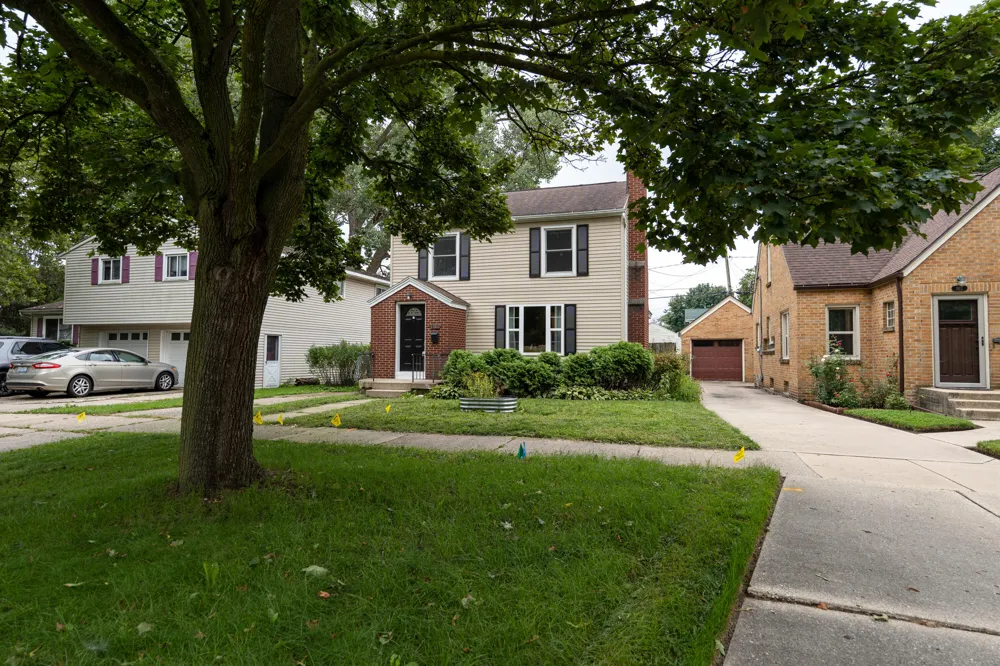 1108 Lake Michigan Drive NW Grand Rapids, MI 49504