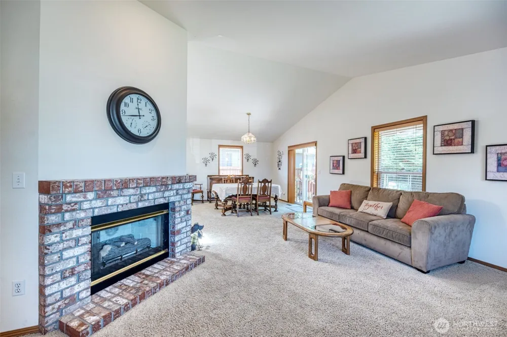 10224 189th Street Ct E Puyallup, WA 98374