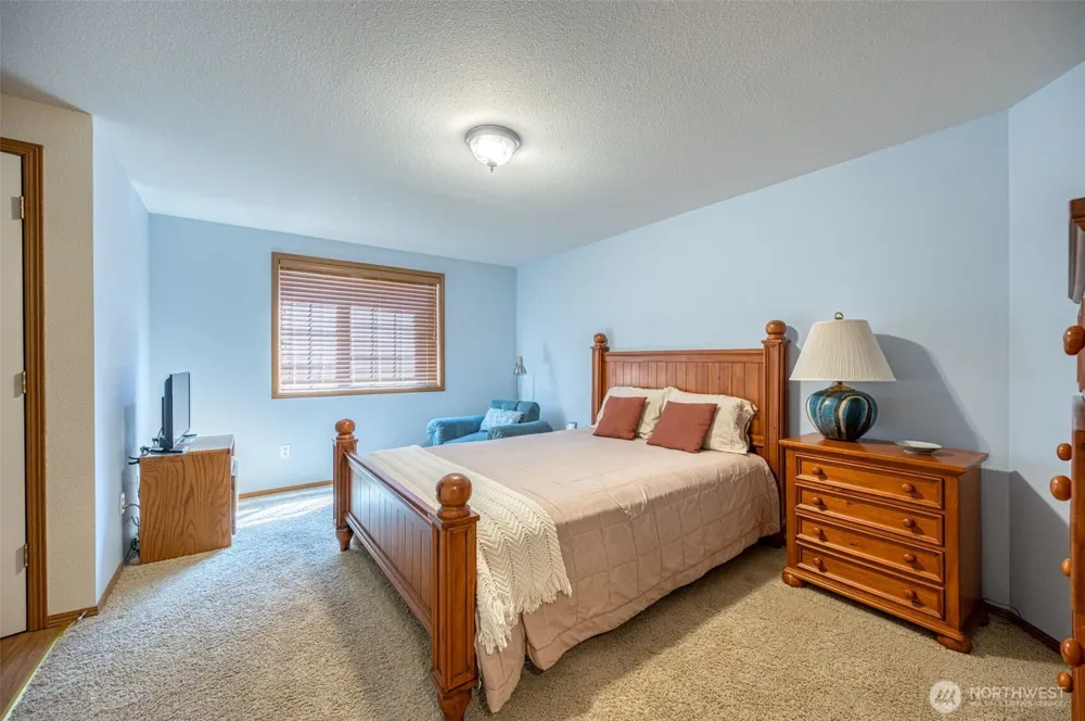 10224 189th Street Ct E Puyallup, WA 98374