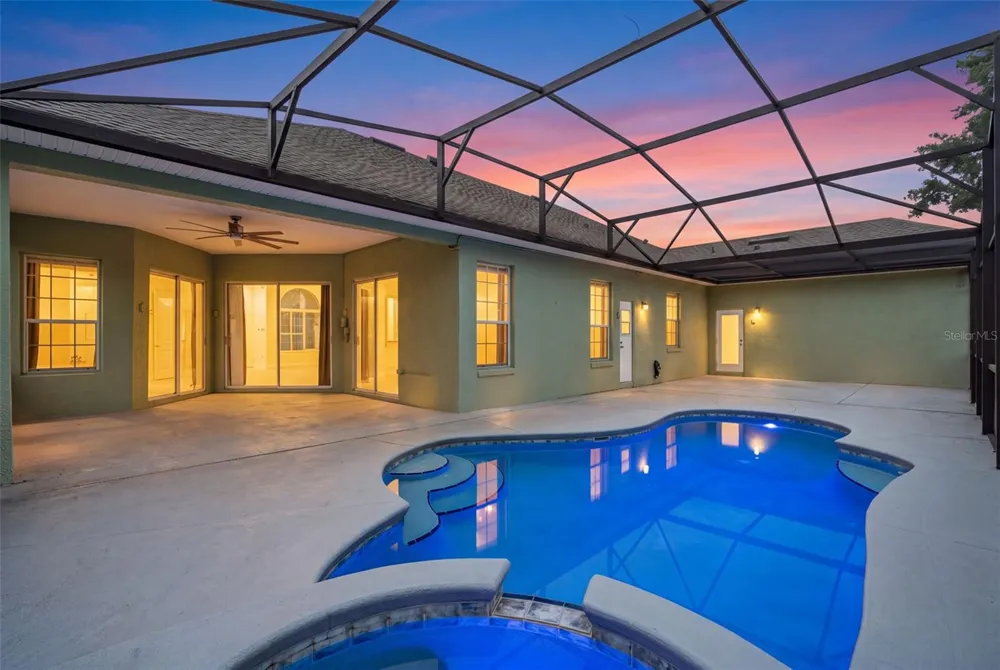 2806 SPINNING SILK COURT Kissimmee, FL 34747