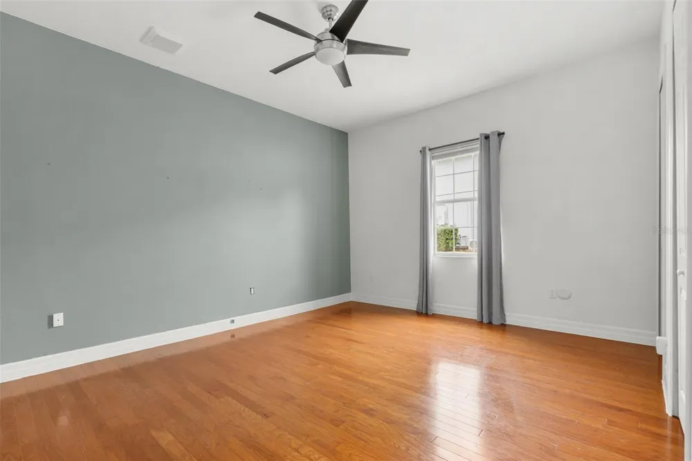 2806 SPINNING SILK COURT Kissimmee, FL 34747