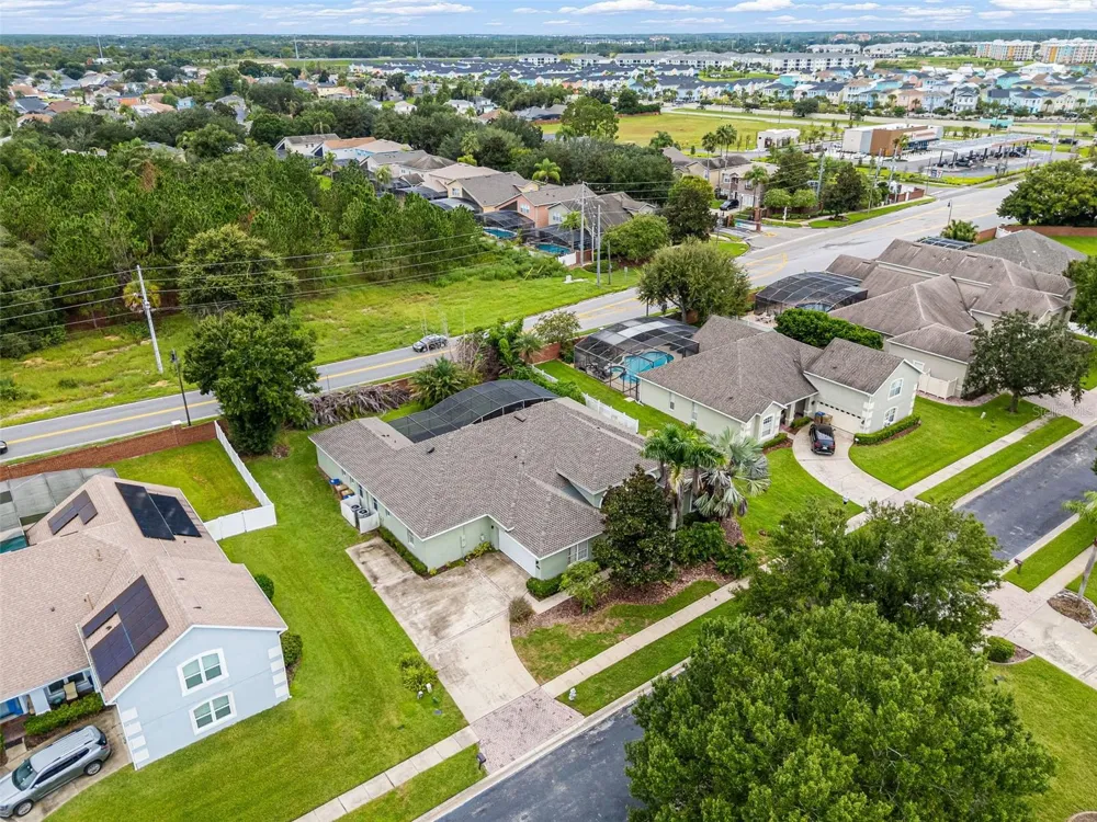 2806 SPINNING SILK COURT Kissimmee, FL 34747