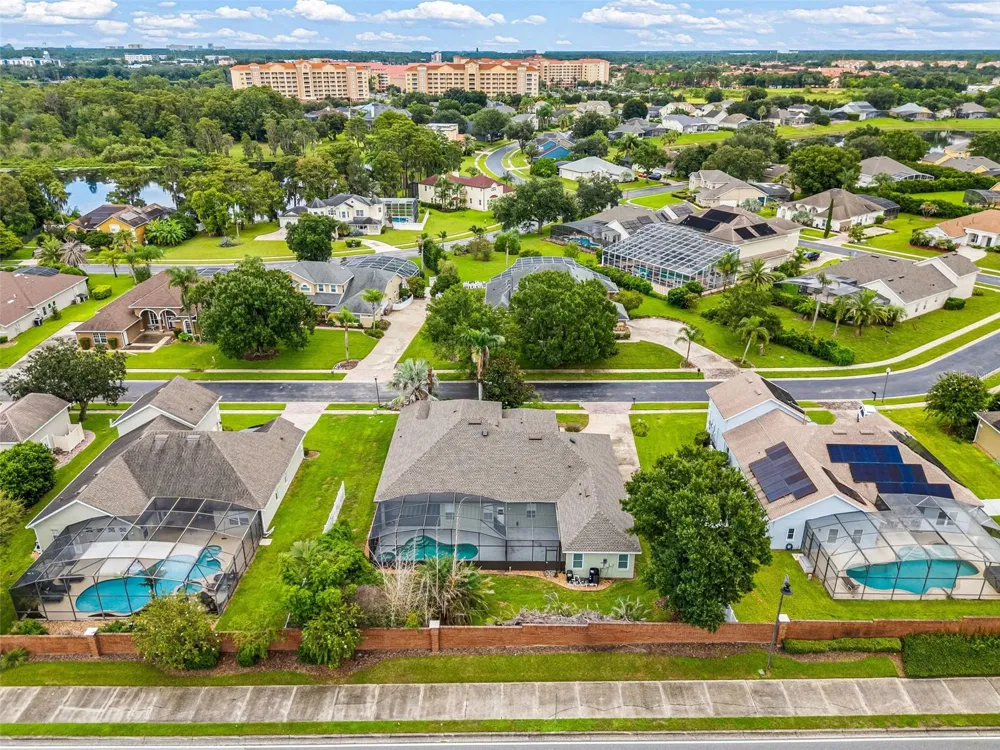 2806 SPINNING SILK COURT Kissimmee, FL 34747
