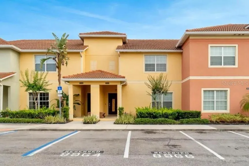 8966 SUGAR PALM ROAD Kissimmee, FL 34747