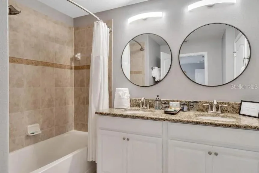 8966 SUGAR PALM ROAD Kissimmee, FL 34747