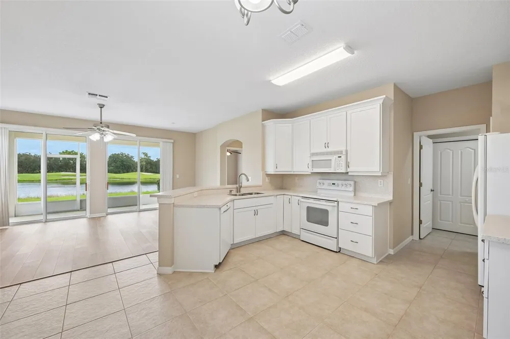 1933 INVERNESS GREENS DRIVE Sun City Center, FL 33573