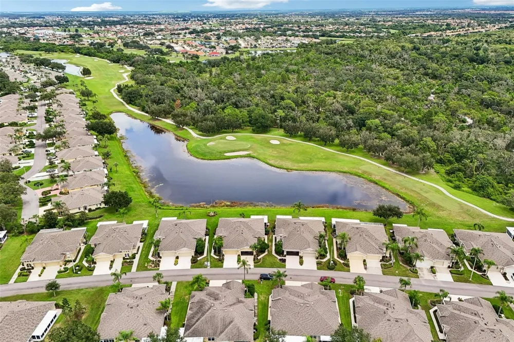 1933 INVERNESS GREENS DRIVE Sun City Center, FL 33573