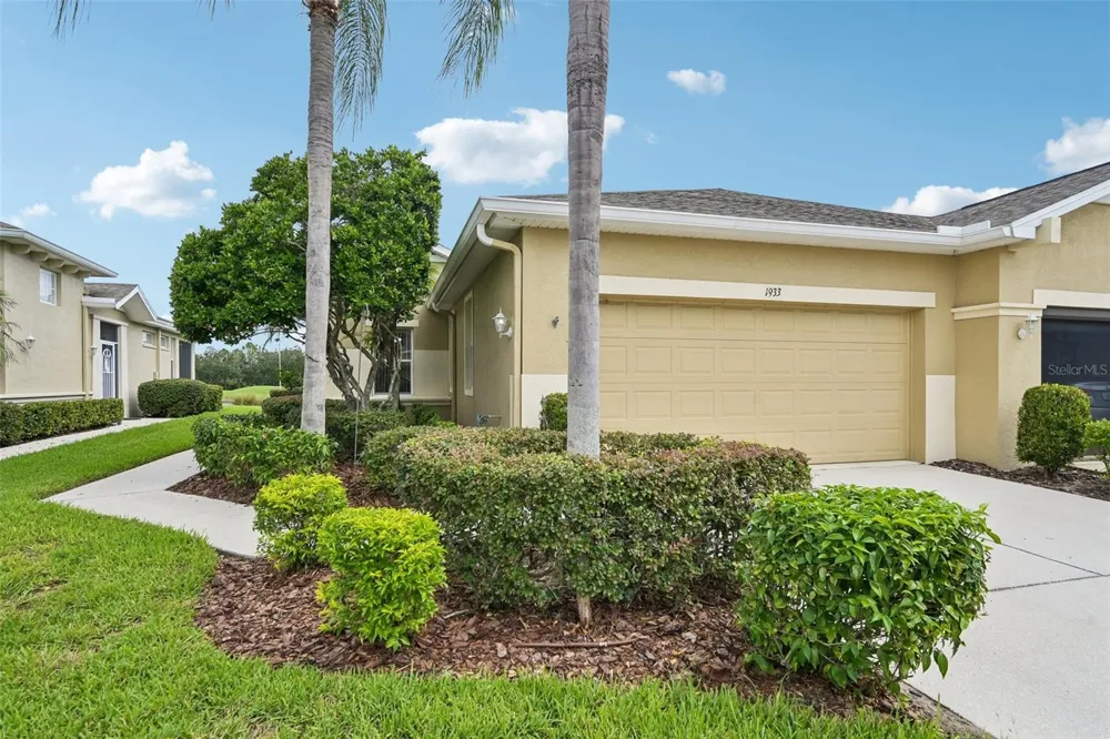 1933 INVERNESS GREENS DRIVE Sun City Center, FL 33573