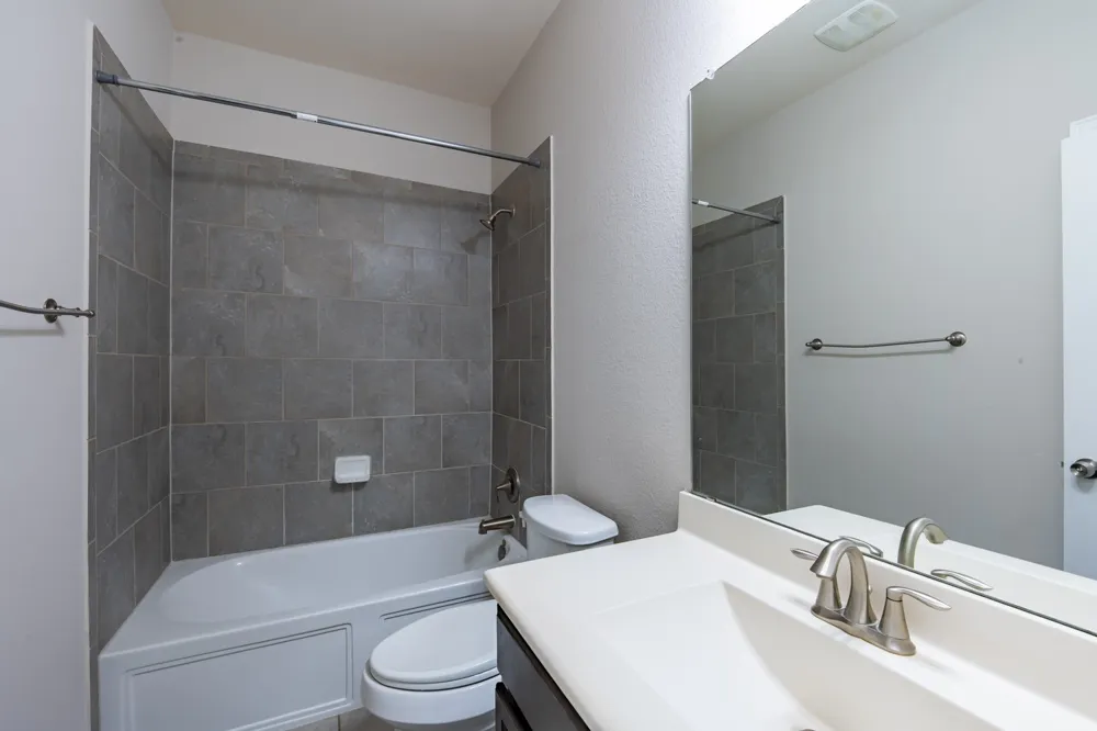 2604 Auburn Chestnut Lane Pflugerville, TX 78660