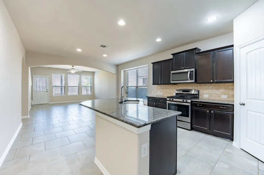 2604 Auburn Chestnut Lane Pflugerville, TX 78660