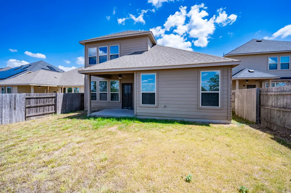 2604 Auburn Chestnut Lane Pflugerville, TX 78660