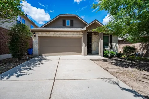 2604 Auburn Chestnut Lane