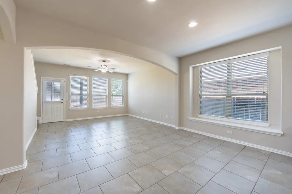 2604 Auburn Chestnut Lane Pflugerville, TX 78660