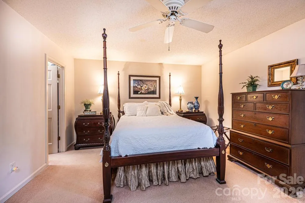 3725 Rock Bridge Drive NE Conover, NC 28613