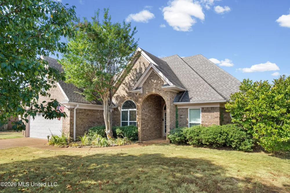 1107 Tara Drive Hernando, MS 38632