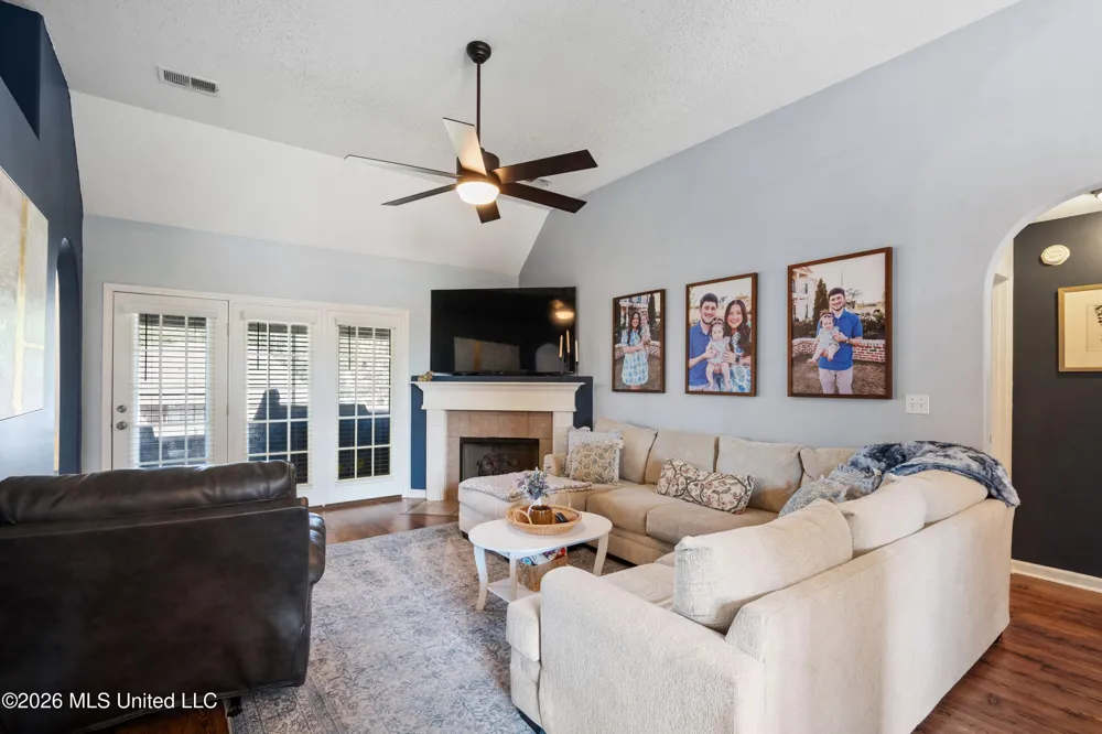 1107 Tara Drive Hernando, MS 38632
