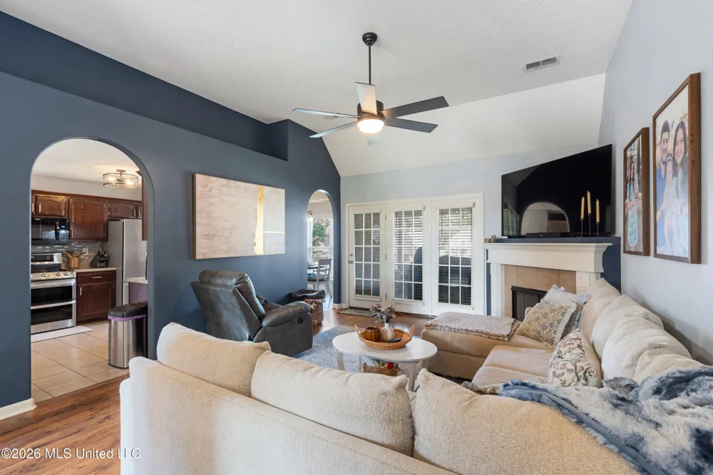 1107 Tara Drive Hernando, MS 38632