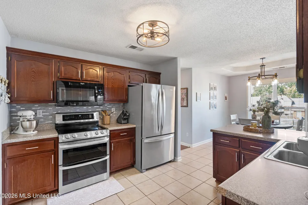 1107 Tara Drive Hernando, MS 38632