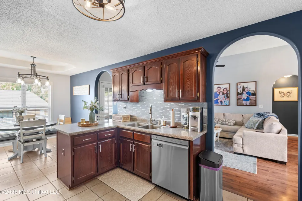 1107 Tara Drive Hernando, MS 38632