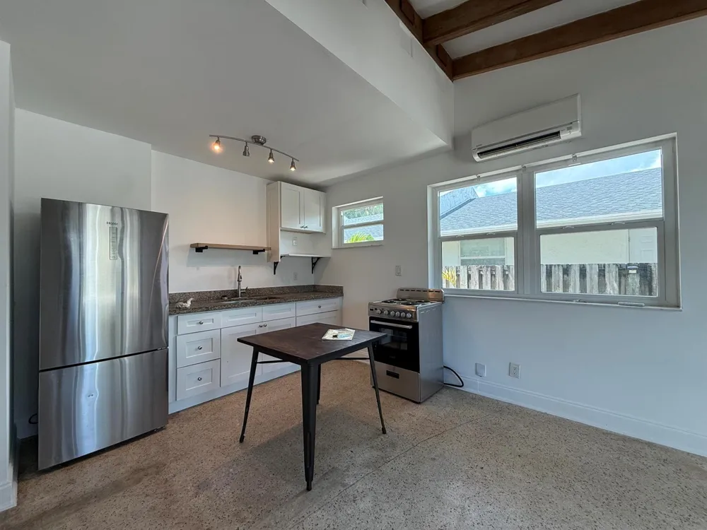 900 SE 12th Street #FRONT Fort Lauderdale, FL 33316
