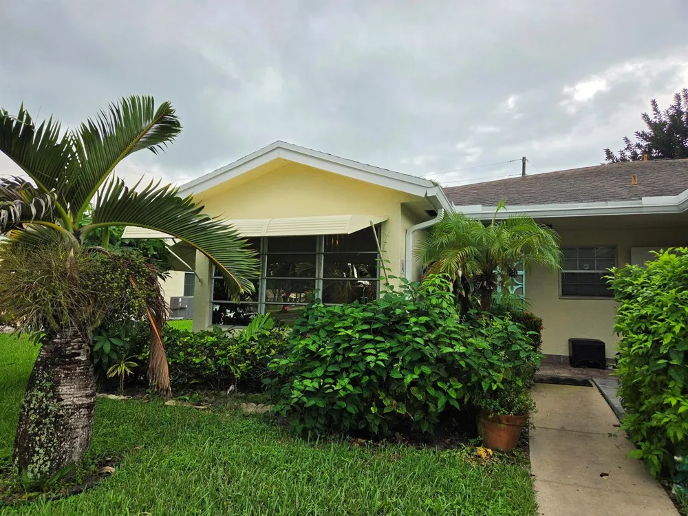 5150 LAKEFRONT BOULEVARD #A Delray Beach, FL 33484