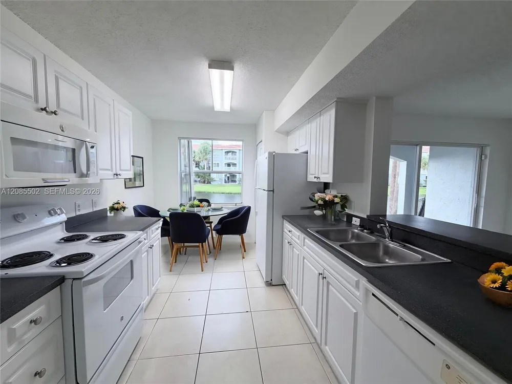 9645 NW 1st Ct #1-110 Pembroke Pines, FL 33024