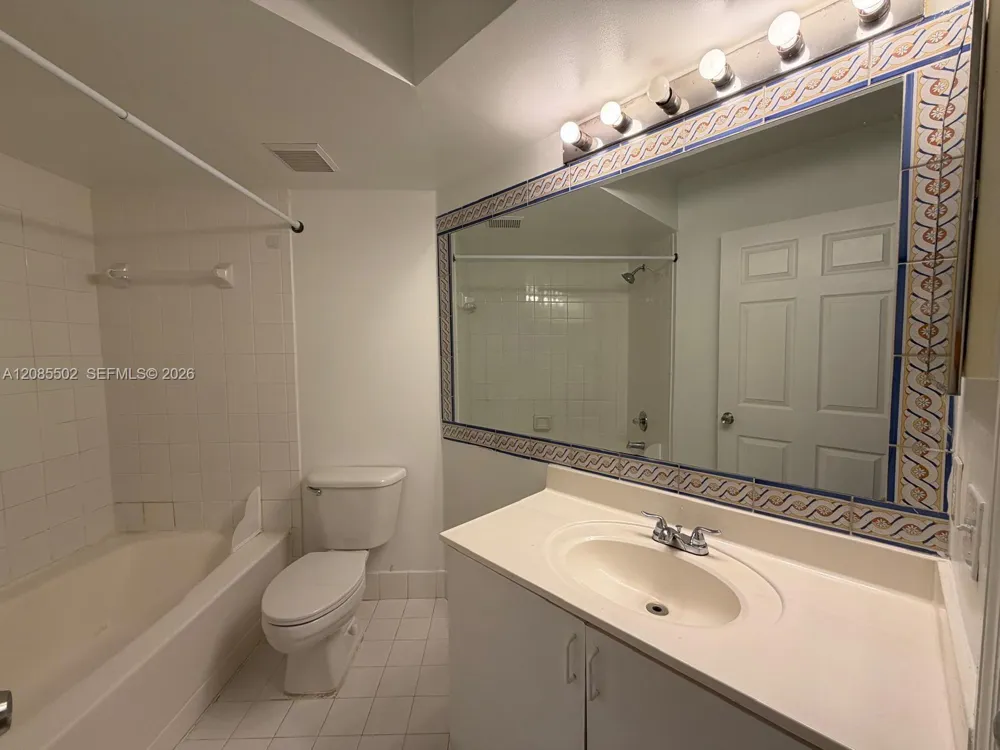 9645 NW 1st Ct #1-110 Pembroke Pines, FL 33024