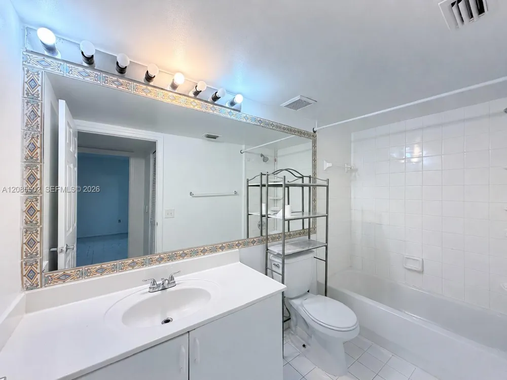 9645 NW 1st Ct #1-110 Pembroke Pines, FL 33024