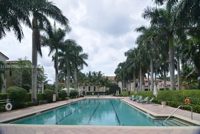 3020 NW 125th Ave #311 Sunrise, FL 33323