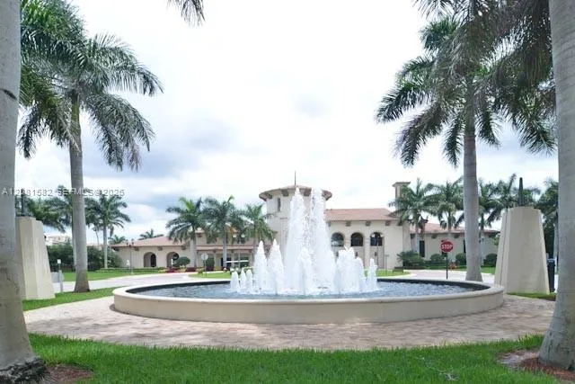 3020 NW 125th Ave #311 Sunrise, FL 33323