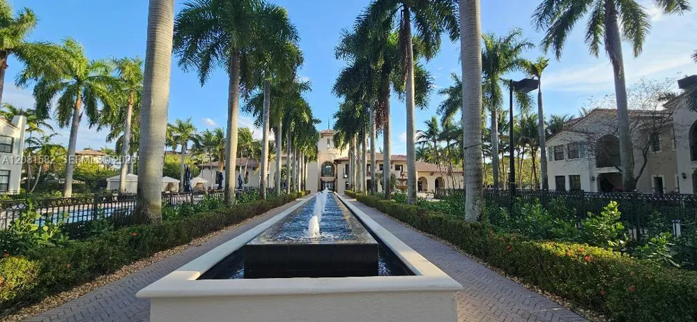 3020 NW 125th Ave #311 Sunrise, FL 33323