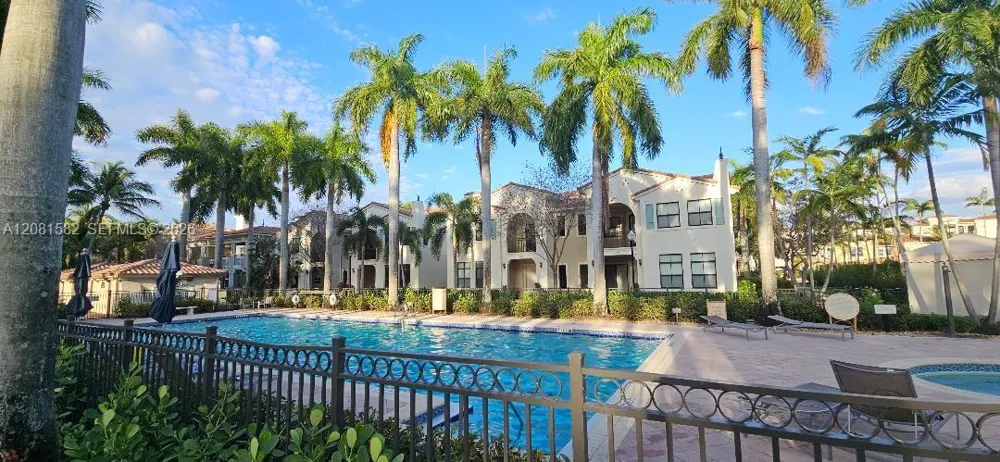 3020 NW 125th Ave #311 Sunrise, FL 33323