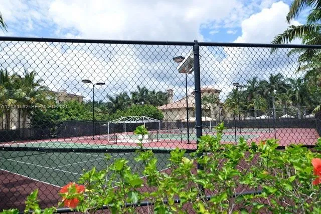 3020 NW 125th Ave #311 Sunrise, FL 33323