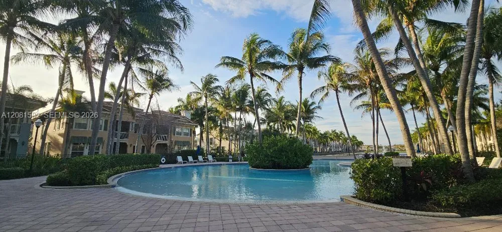 3020 NW 125th Ave #311 Sunrise, FL 33323