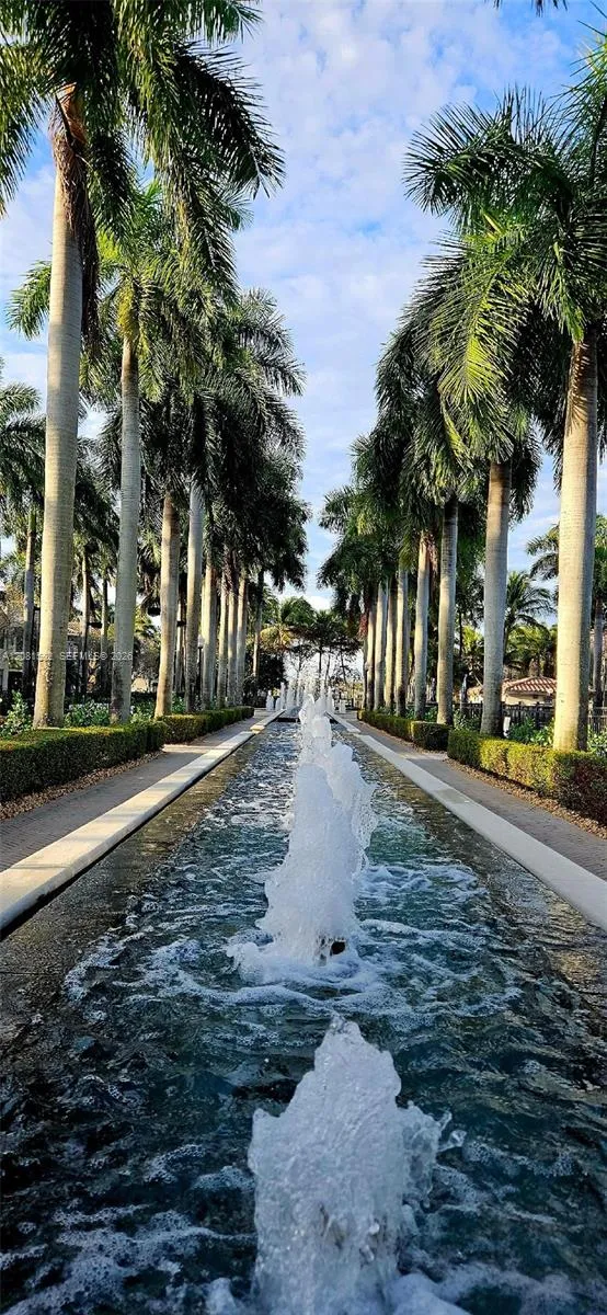 3020 NW 125th Ave #311 Sunrise, FL 33323