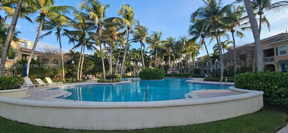 3020 NW 125th Ave #311 Sunrise, FL 33323