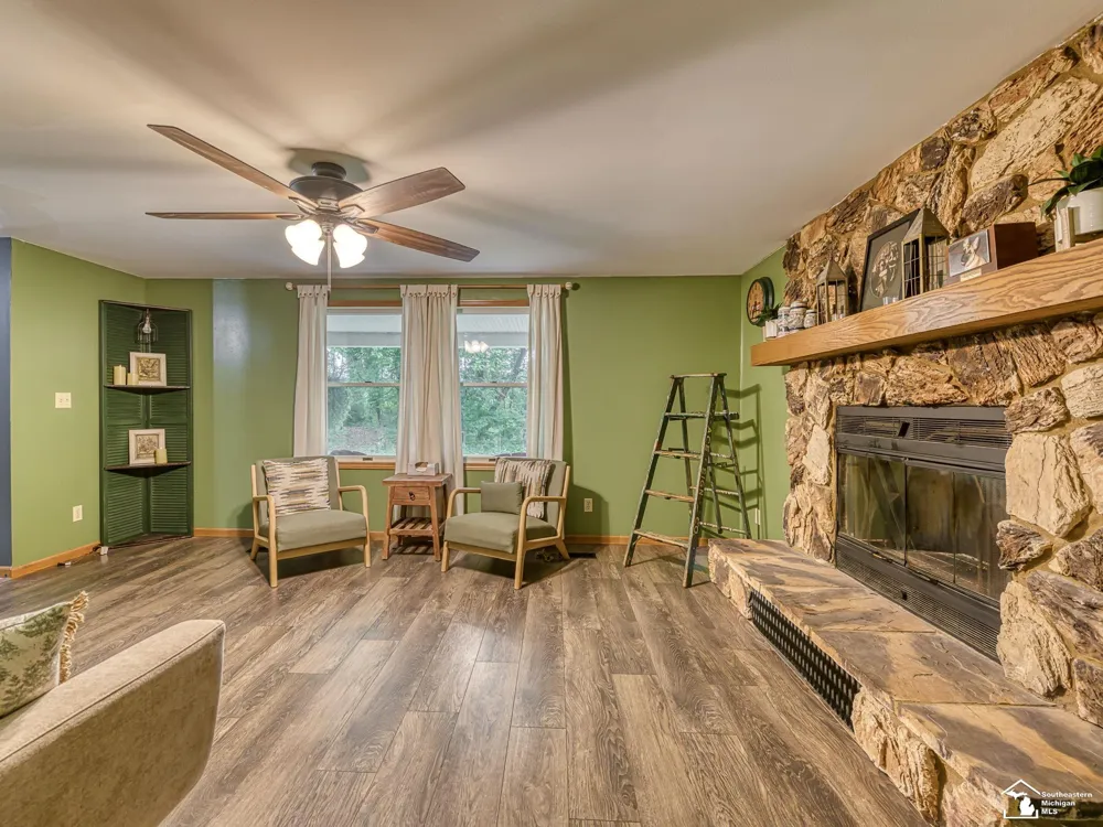 5825 Bacon Road Summerfield Township, MI 49270