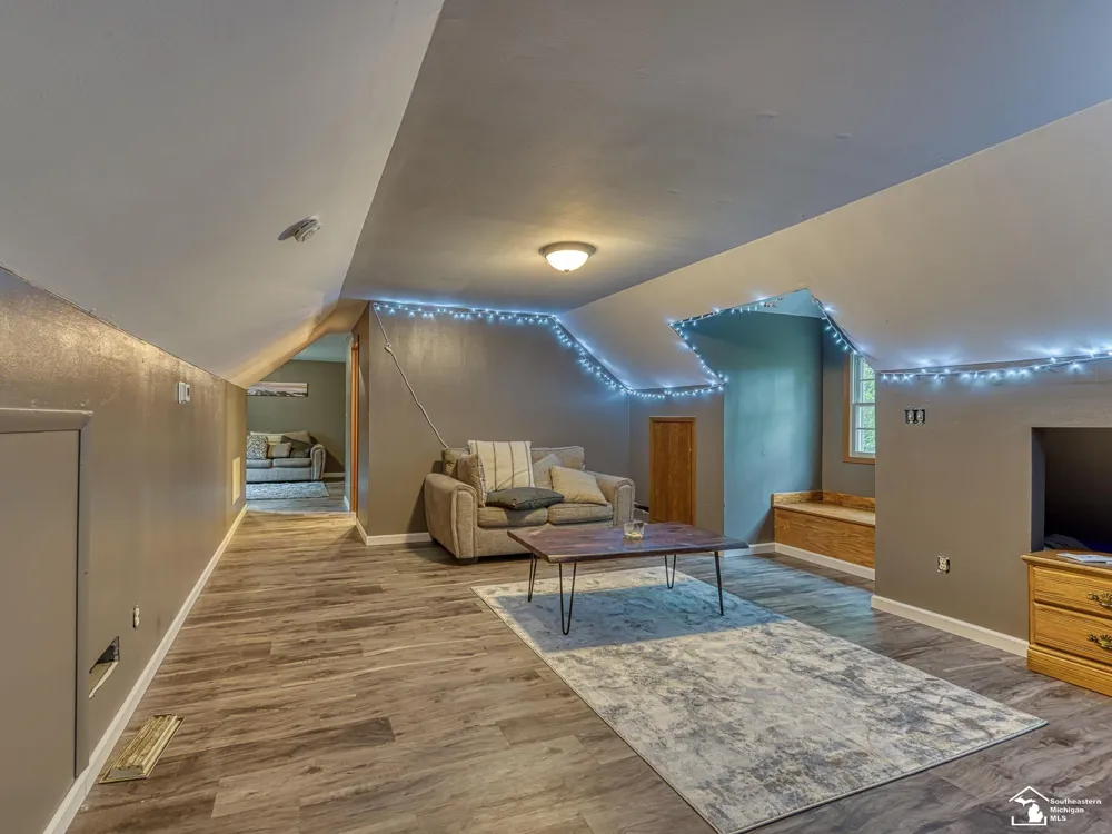 5825 Bacon Road Summerfield Township, MI 49270
