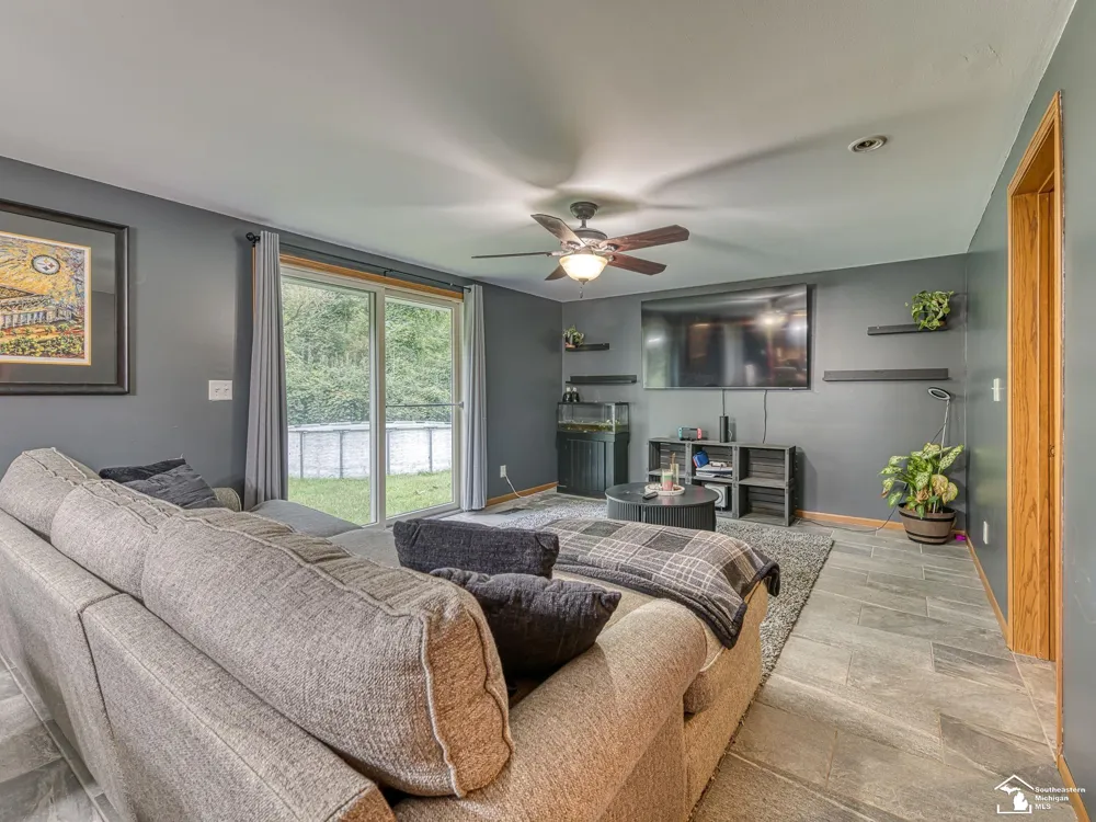5825 Bacon Road Summerfield Township, MI 49270
