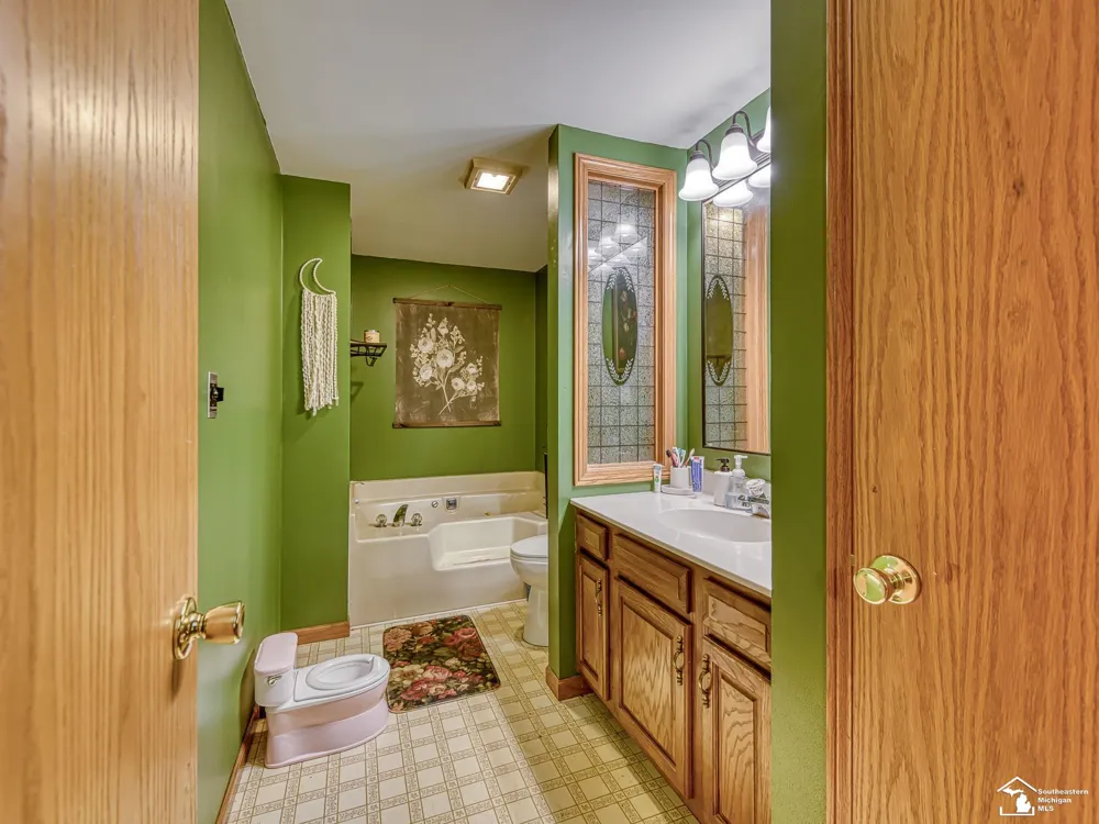 5825 Bacon Road Summerfield Township, MI 49270