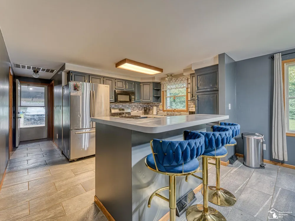 5825 Bacon Road Summerfield Township, MI 49270