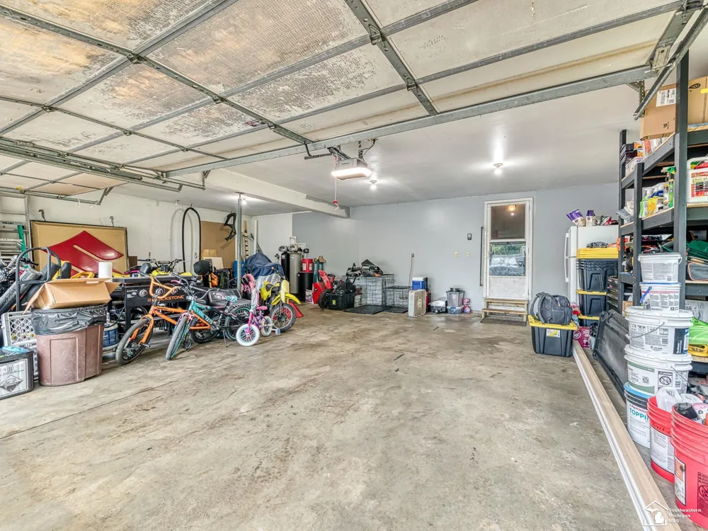 5825 Bacon Road Summerfield Township, MI 49270