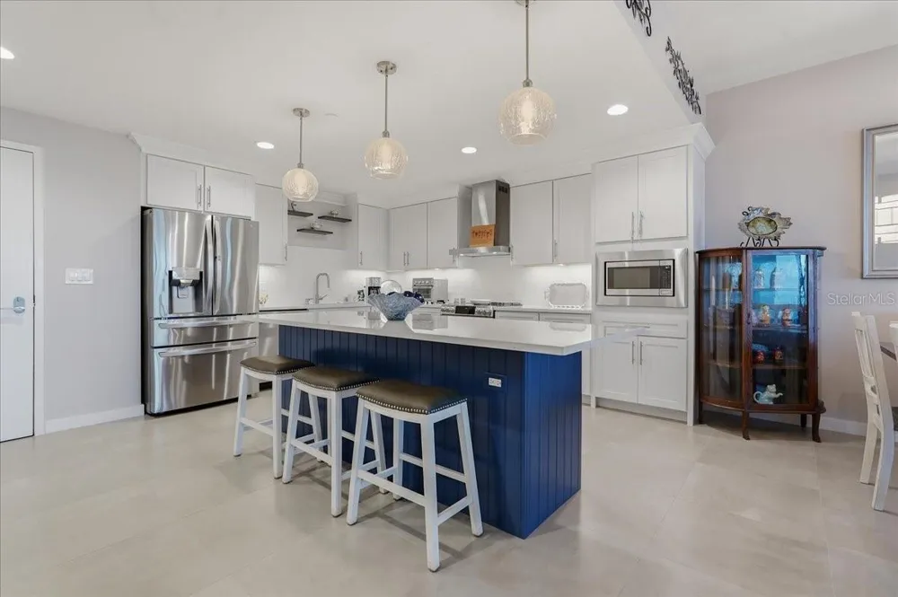 920 OSCEOLA AVENUE #605 Clearwater, FL 33755