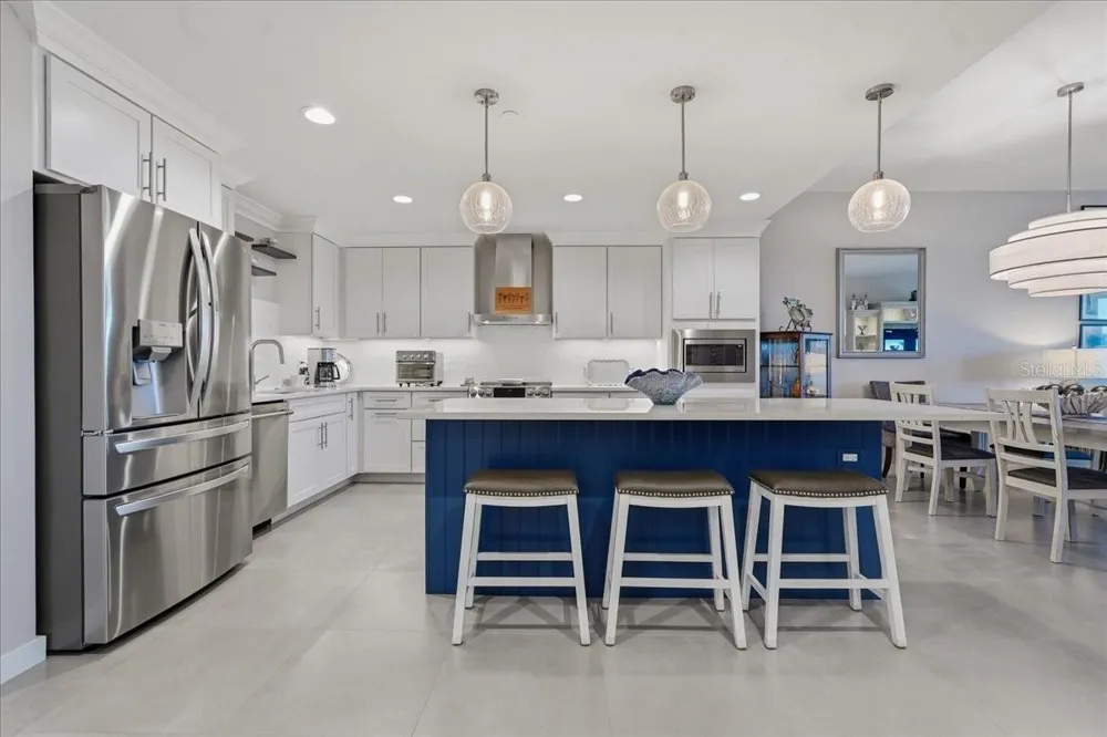 920 OSCEOLA AVENUE #605 Clearwater, FL 33755