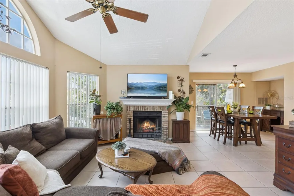 633 GREENCOVE TERRACE #142 Altamonte Springs, FL 32714