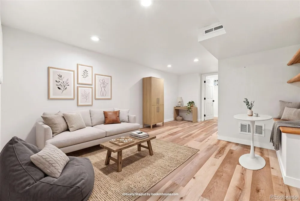 1364 Ivanhoe Street Denver, CO 80220